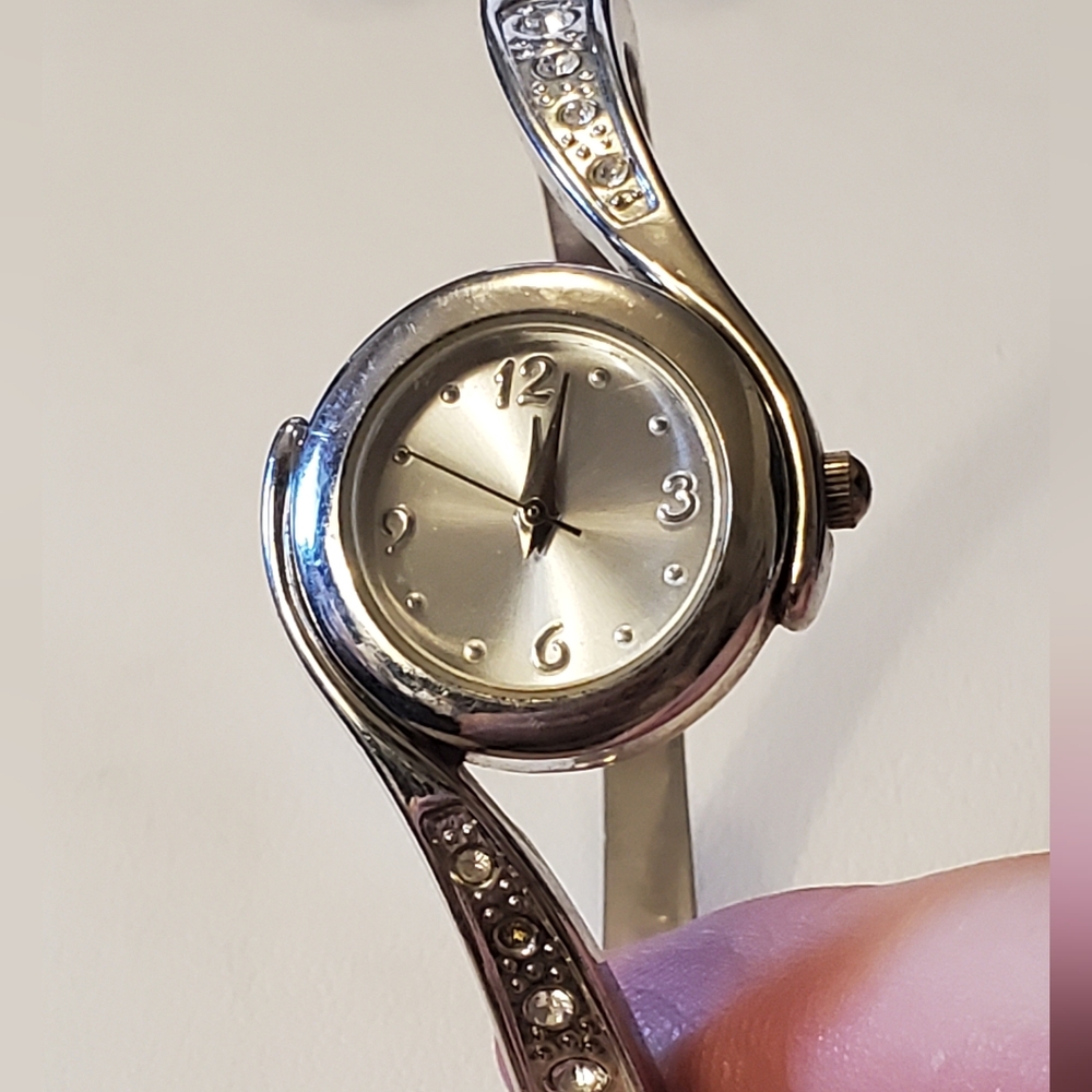 Hindged Bangle Watch #3386
